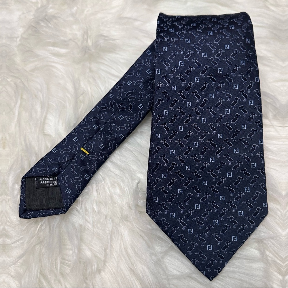 NWOT FENDI Dodo Birds 🦤 with Fendi Logos Tie - Picture 2 of 10